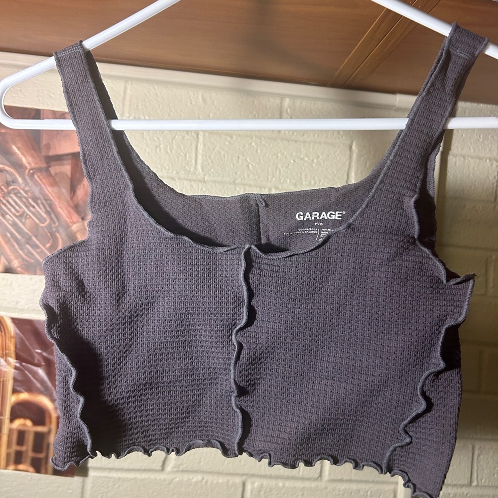 Cropped tank
